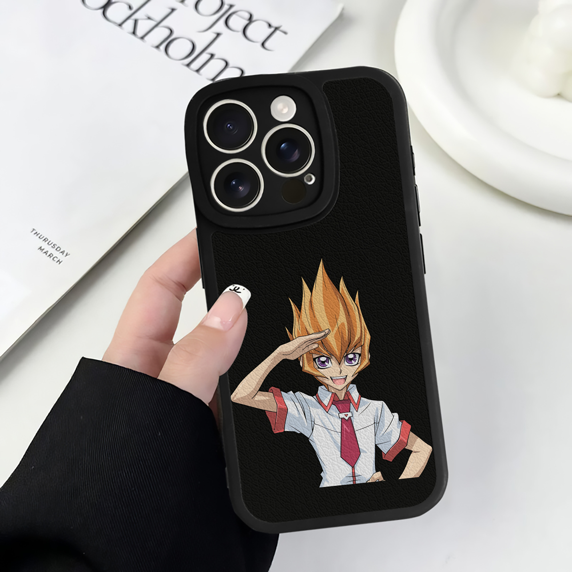 遊☆戯☆王 Yu-Gi-Oh! 【iPhone 16シリーズ対応】シリコンスマホケース（レザー調） 材質：シリコン